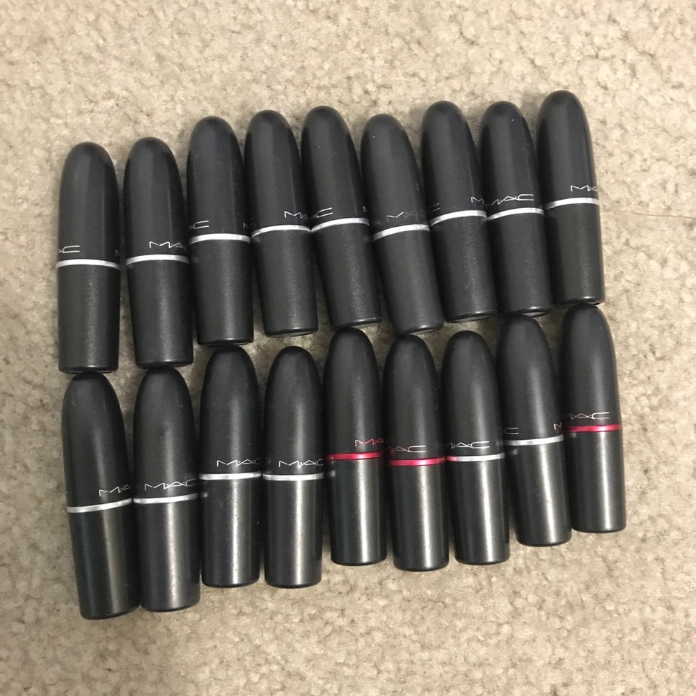 MAC LIPSTICK BUNDLE